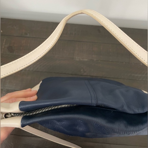 Coach Legacy Weekend Hobo - Picture 6 of 11